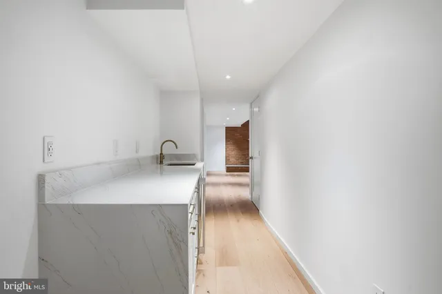 $5,499 | 816 Utterback Store Road, Great Falls, VA 22066