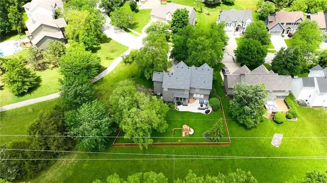 $520,000 | 15763 West 154th Terrace, Olathe, KS 66062