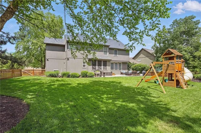 $520,000 | 15763 West 154th Terrace, Olathe, KS 66062