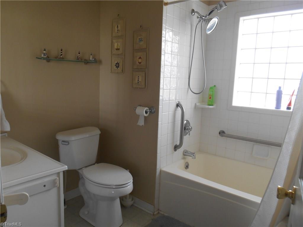 3948 Siloam Road Dobson, NC 27017 - Photo 8 of 15 Gallery Image 8