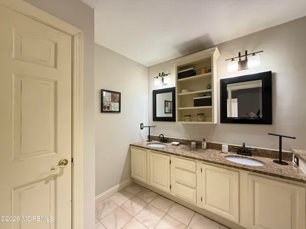 $1,250,000 | 6 Wolcott Drive, Millstone Township, NJ 08510