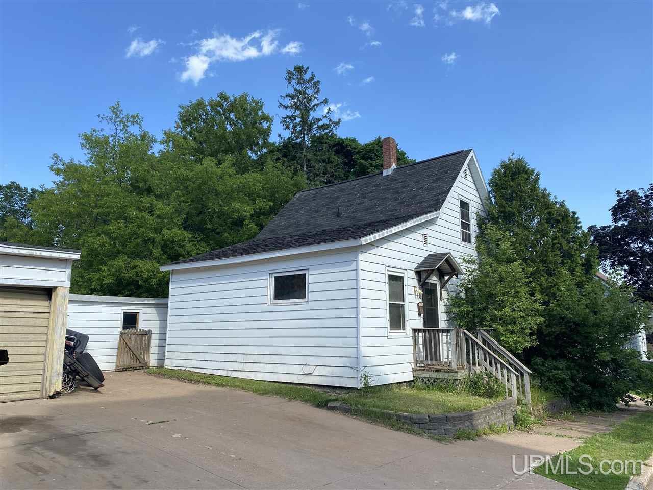 325 West Ridge Street Ishpeming, MI 49849 - Photo 34 of 57