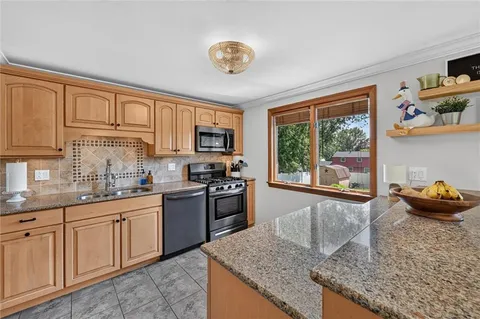 $325,000 | 34 Mohawk Drive, Greensburg, PA 15601
