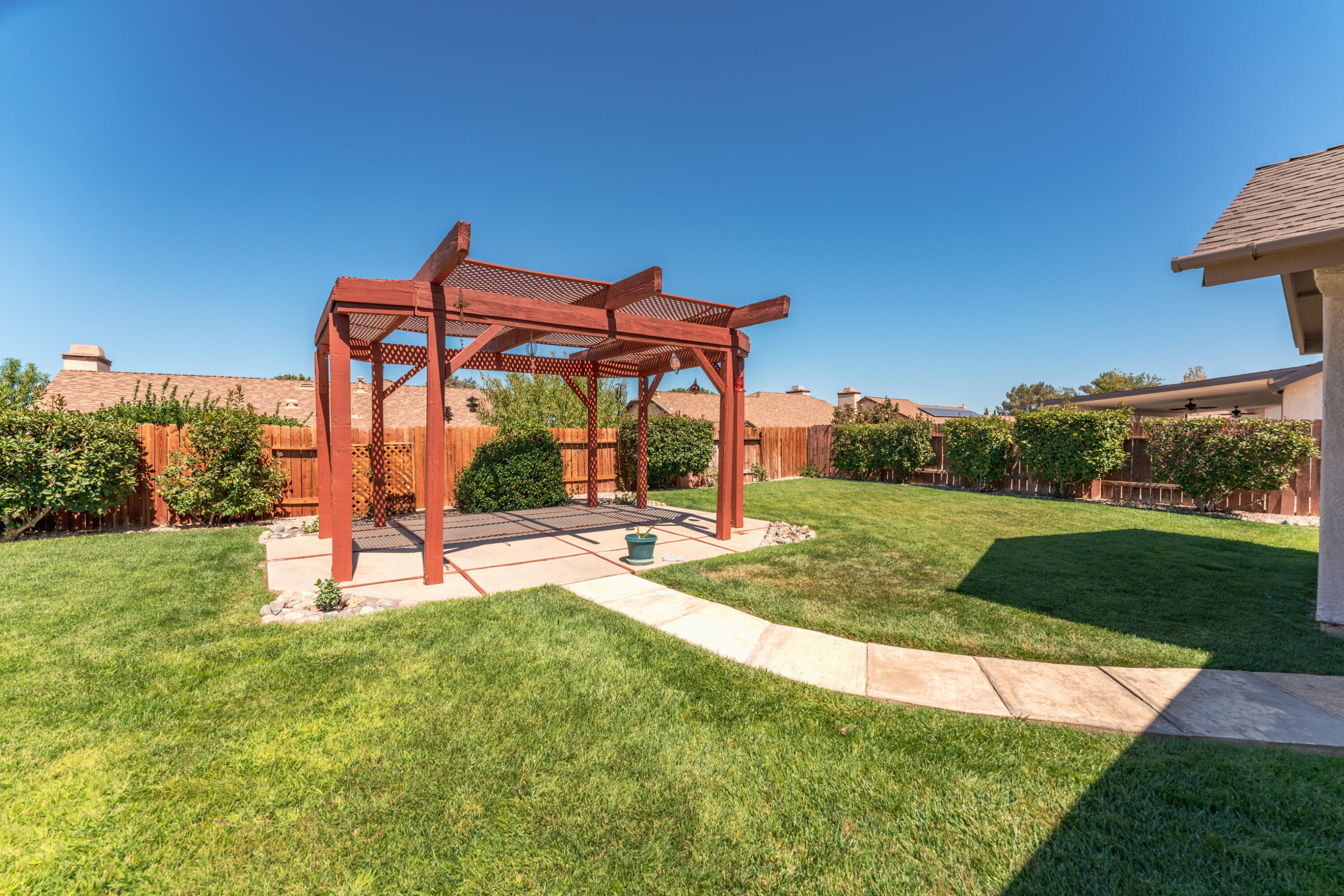 4211 Saddleback Road Palmdale, CA 93552 - Photo 22 of 30 4211 Saddleback Rd_InView-Media-24