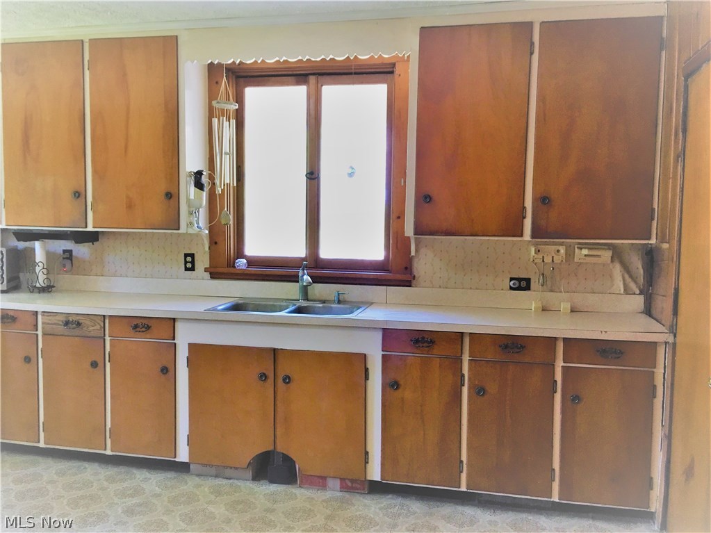 9523 Johnnycake Ridge Road Mentor, OH 44060 - Photo 21 of 34 Gallery Image 21