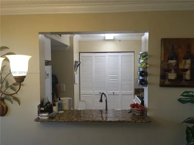 $2,200 | 1341 Southeast 3rd Avenue, Unit 409, Dania Beach, FL 33004