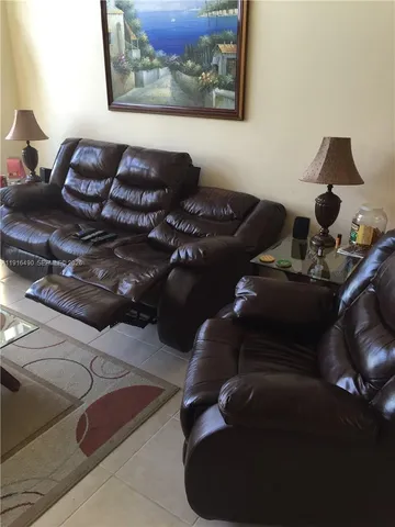 $2,200 | 1341 Southeast 3rd Avenue, Unit 409, Dania Beach, FL 33004