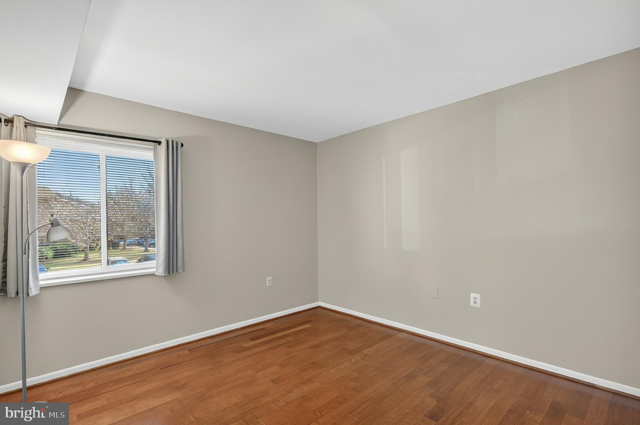 1526 Northgate Square, Unit 11 Reston, VA 20190 - Photo 17 of 26 Bedroom #2