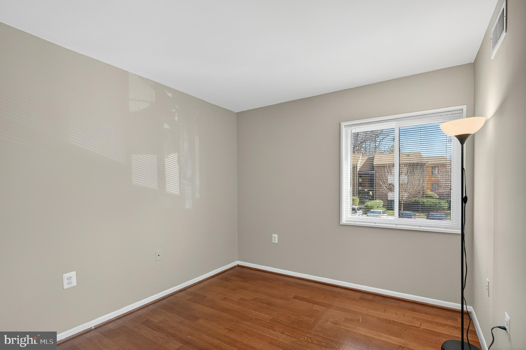 1526 Northgate Square, Unit 11 Reston, VA 20190 - Photo 21 of 26 Bedroom #3