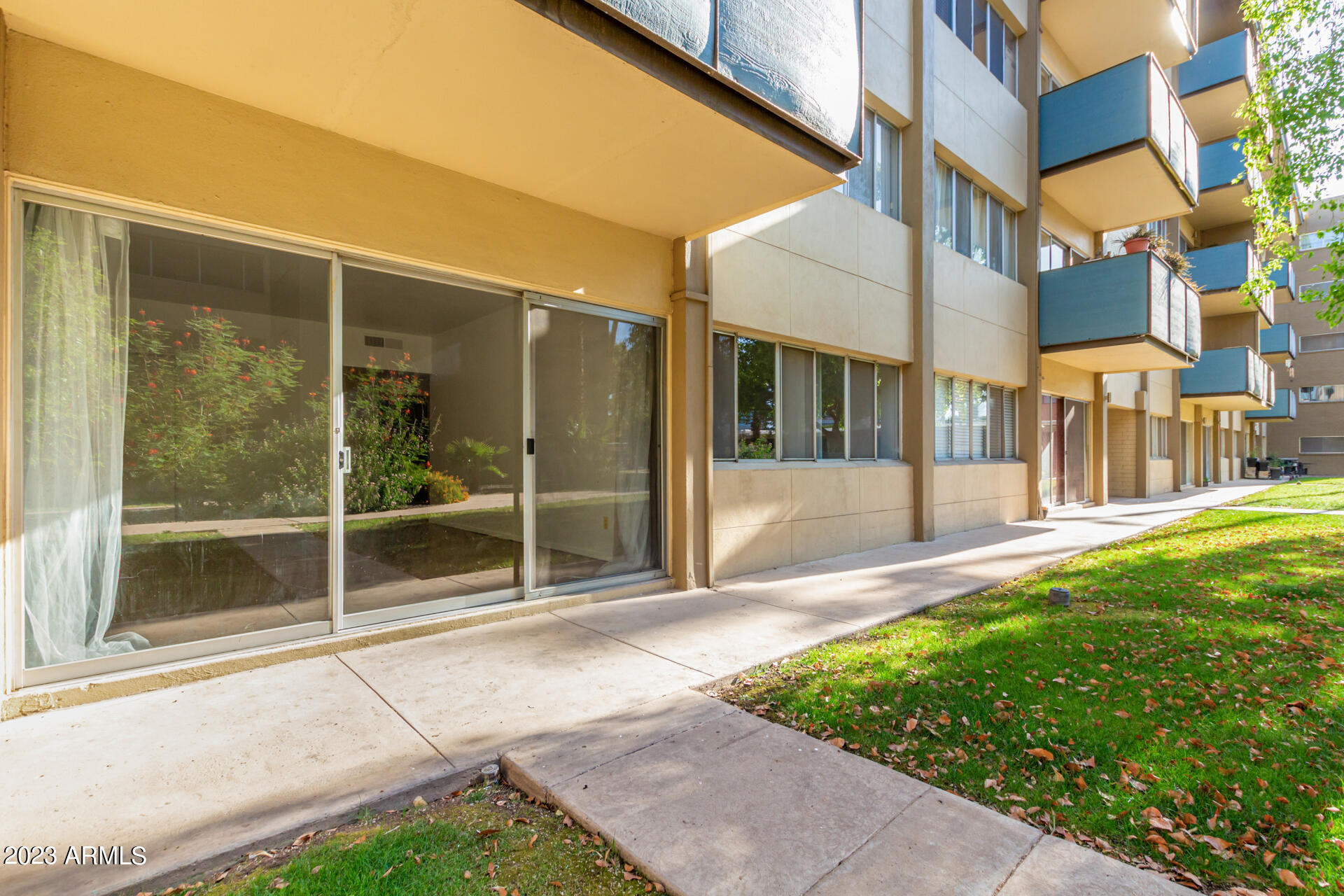 349 East Thomas Road, Unit E103 Phoenix, AZ 85012 - Photo 13 of 24 24 - Thomas