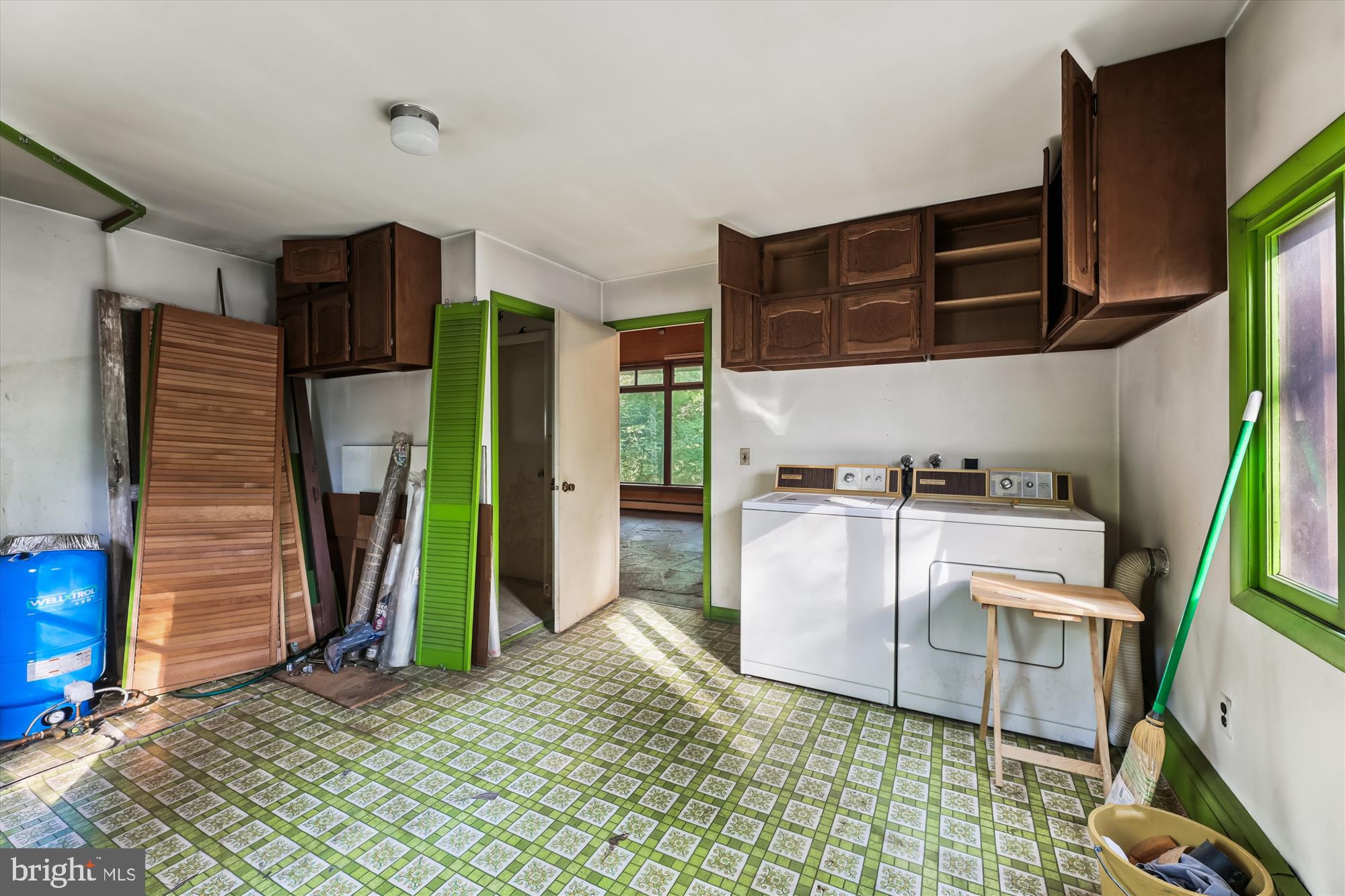15120 Reserve Road Accokeek, MD 20607 - Photo 28 of 32 a view of a kitchen with a sink