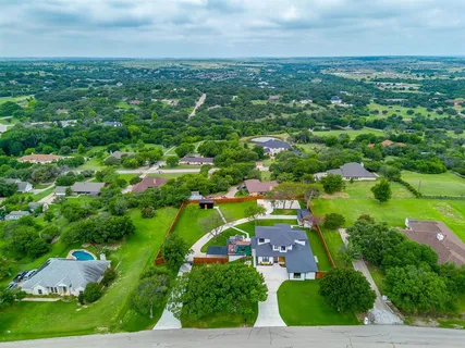 $899,990 | 301 Paint Pony Trail North, Fort Worth, TX 76108