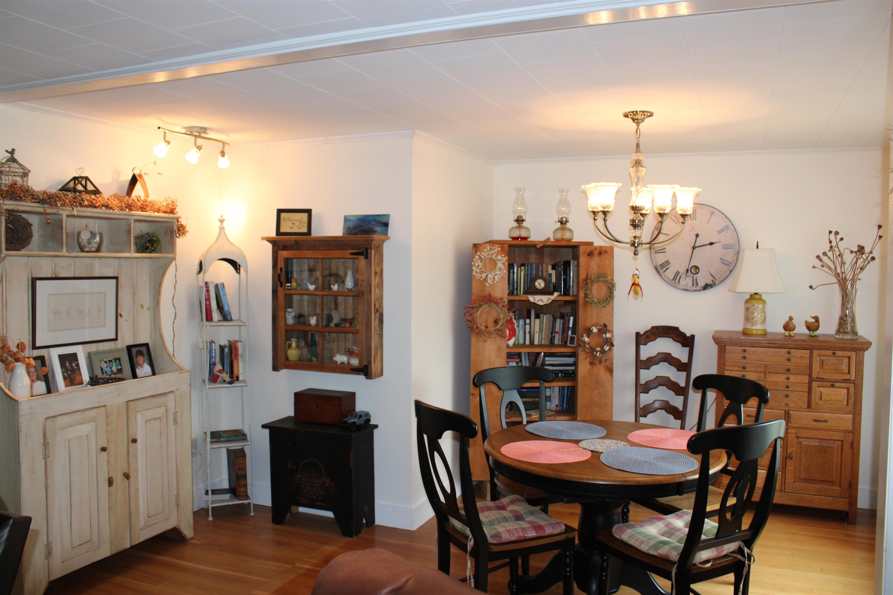 61 South Road North Hampton, NH 03862 - Photo 4 of 15