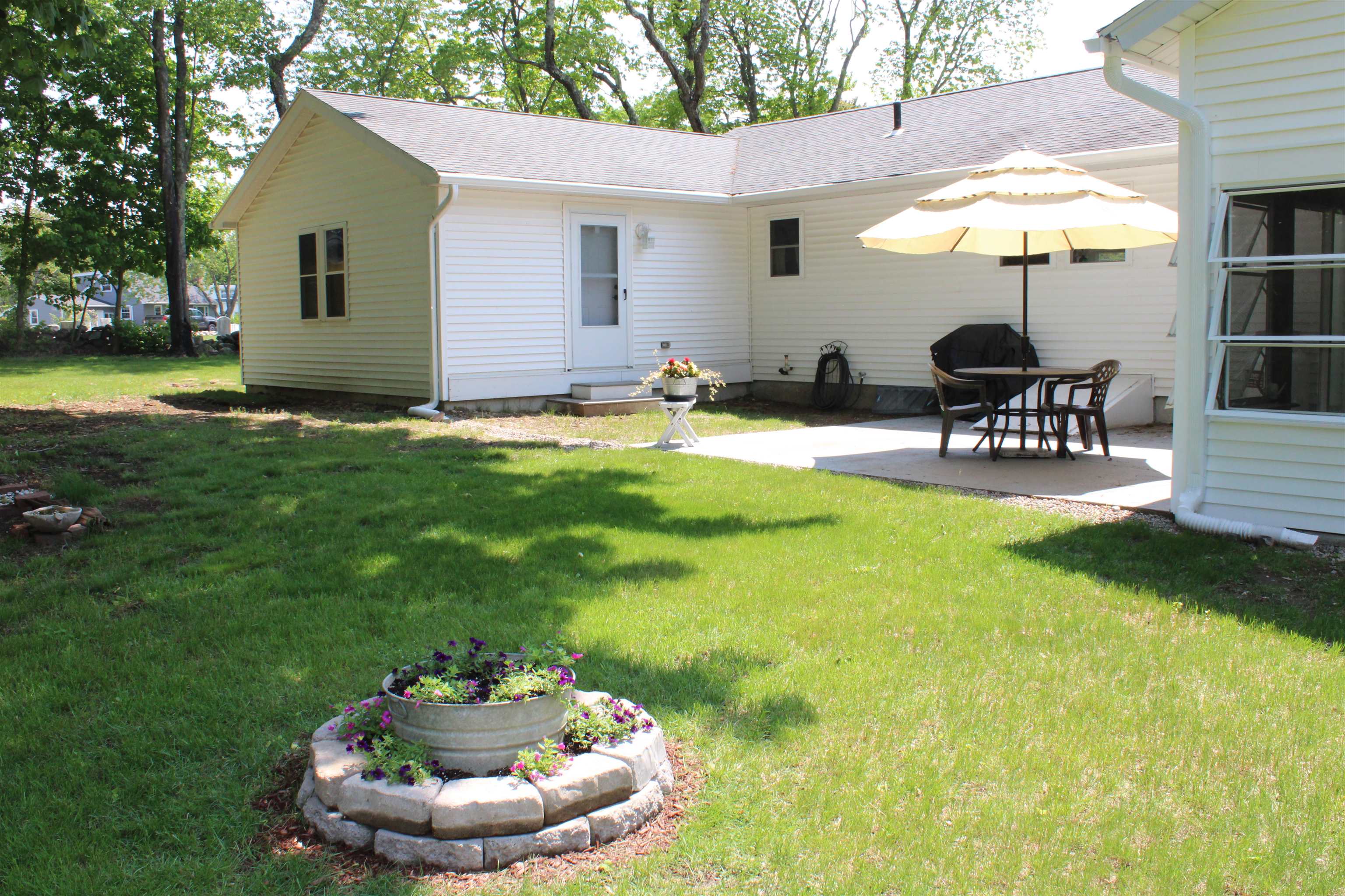 61 South Road North Hampton, NH 03862 - Photo 10 of 15