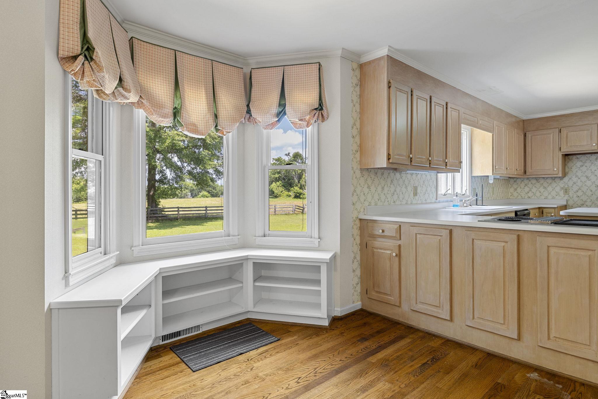 302 Copeland Road Greer, SC 29651 - Photo 12 of 38