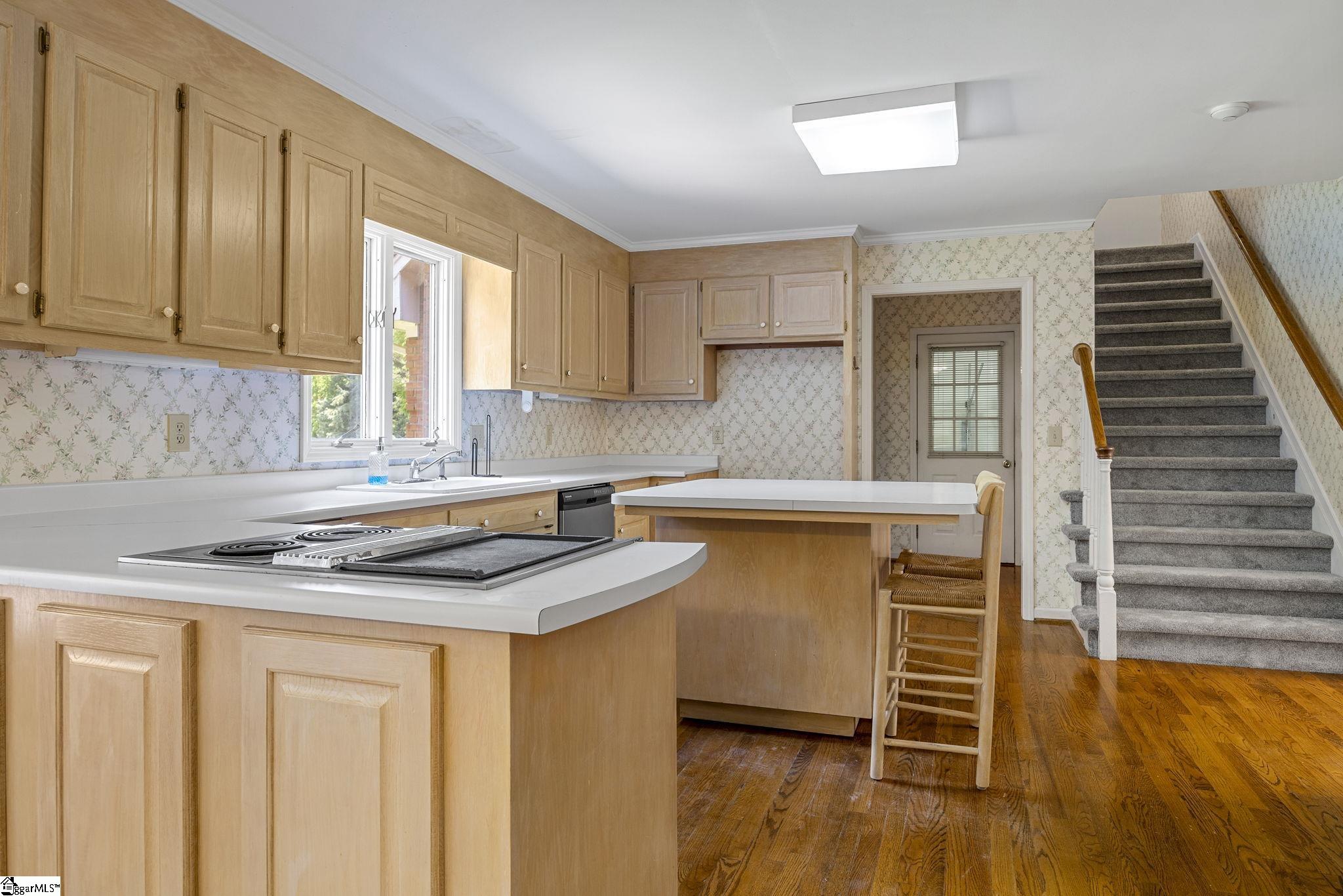 302 Copeland Road Greer, SC 29651 - Photo 14 of 38