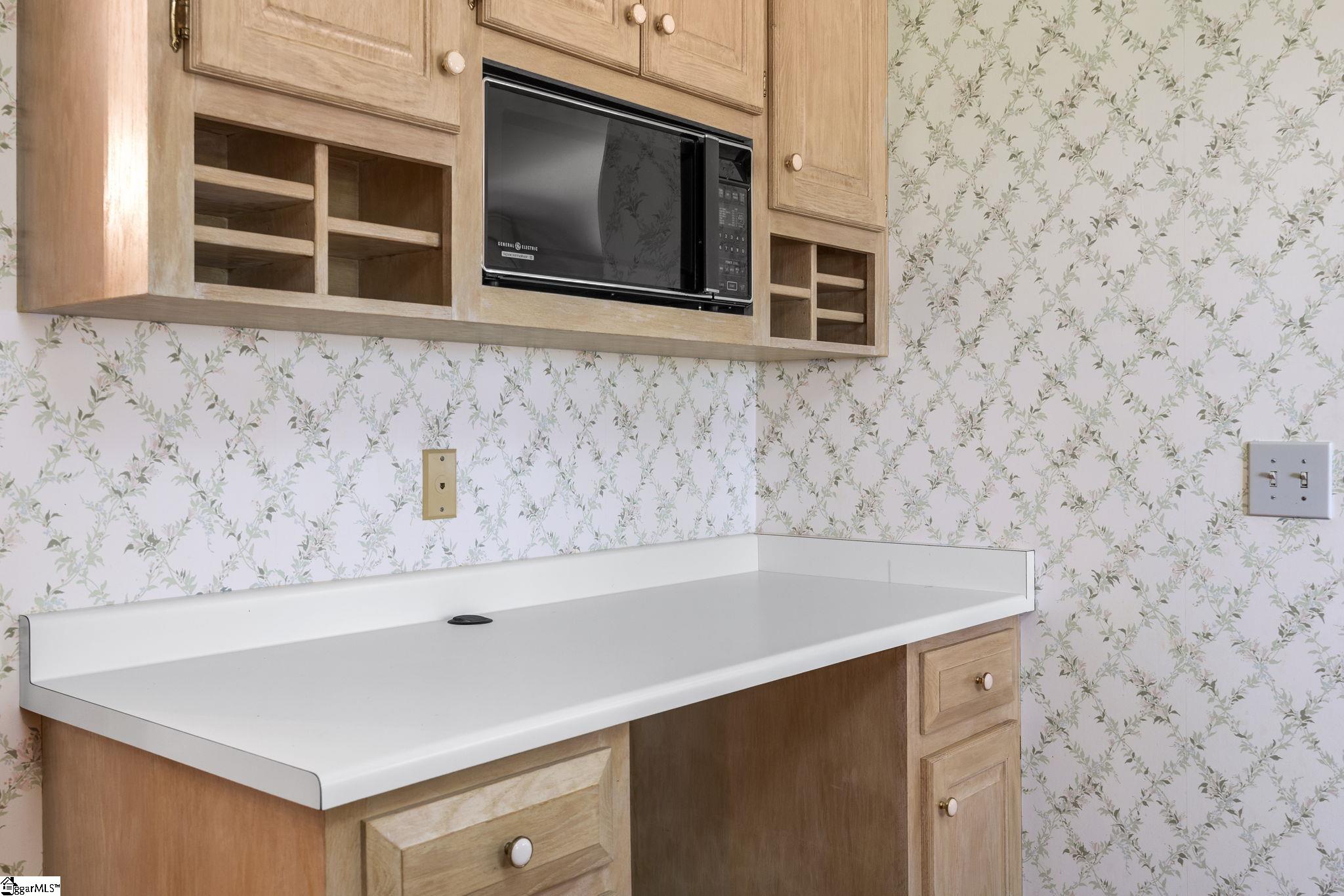 302 Copeland Road Greer, SC 29651 - Photo 18 of 38