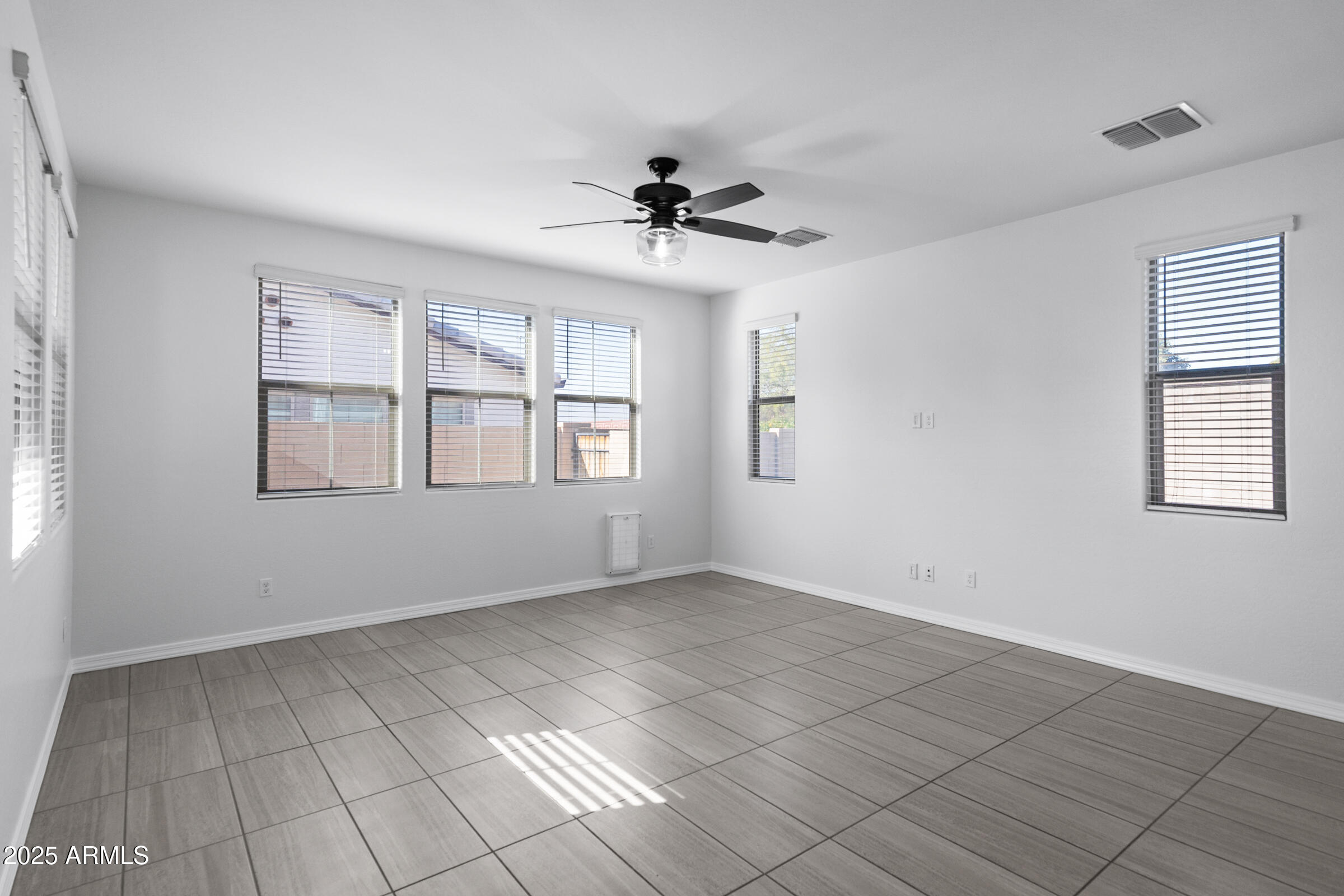 8250 East Inverness Avenue Mesa, AZ 85209 - Photo 3 of 35 Large Living Room