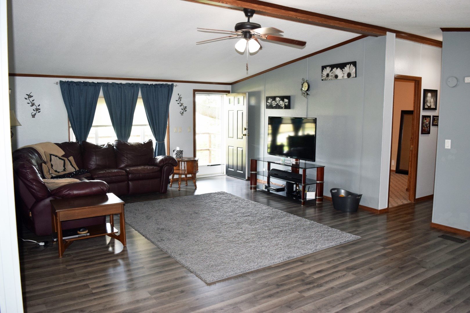 3377 South Pelzer Road Boonville, IN 47601 - Photo 4 of 36 Gallery Image 4