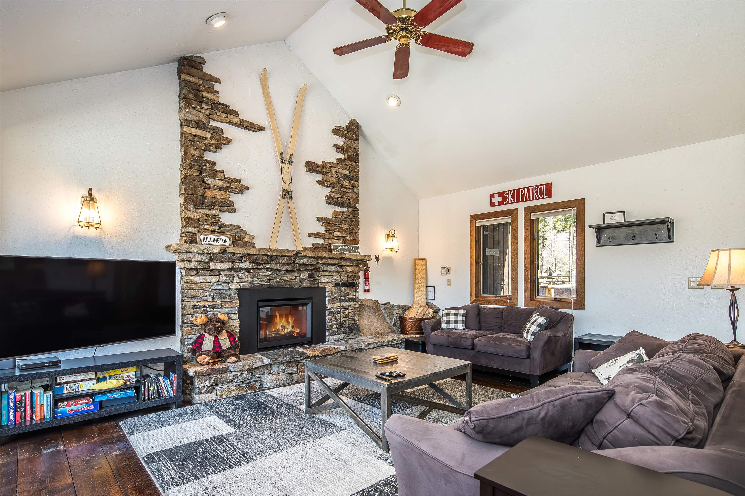 149 Hawk Pond Road Plymouth, VT 05056 - Photo 3 of 41