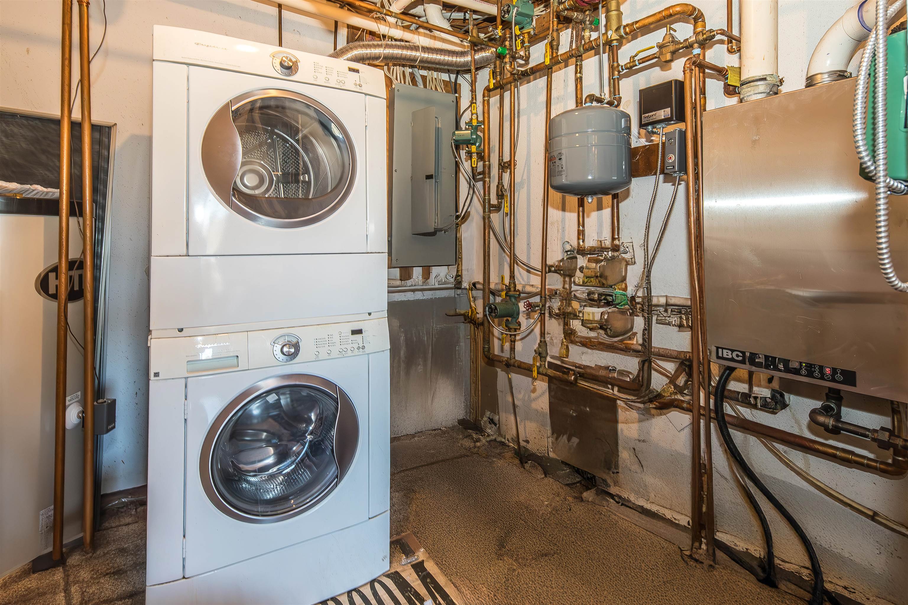 149 Hawk Pond Road Plymouth, VT 05056 - Photo 35 of 41