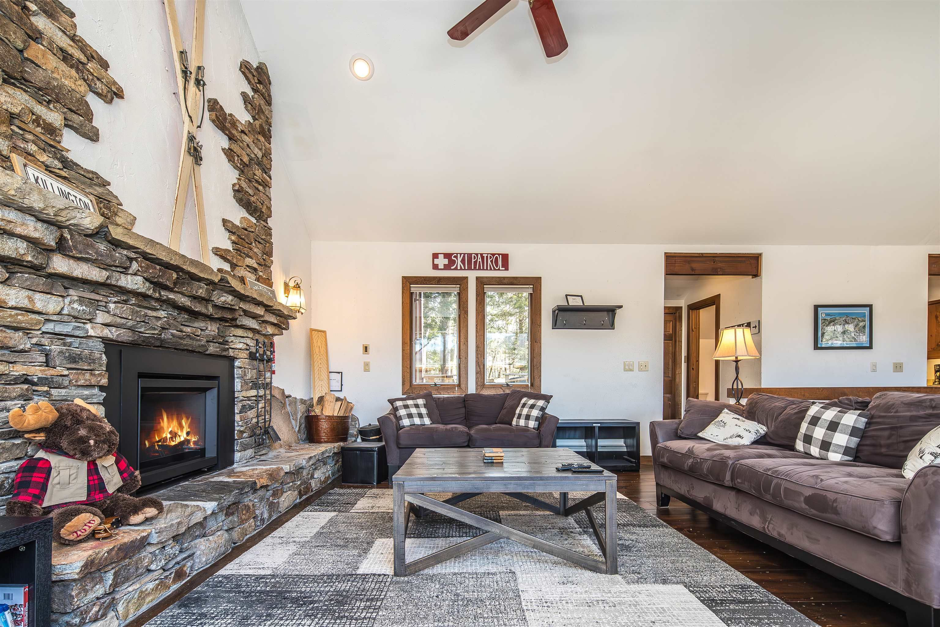 149 Hawk Pond Road Plymouth, VT 05056 - Photo 4 of 41