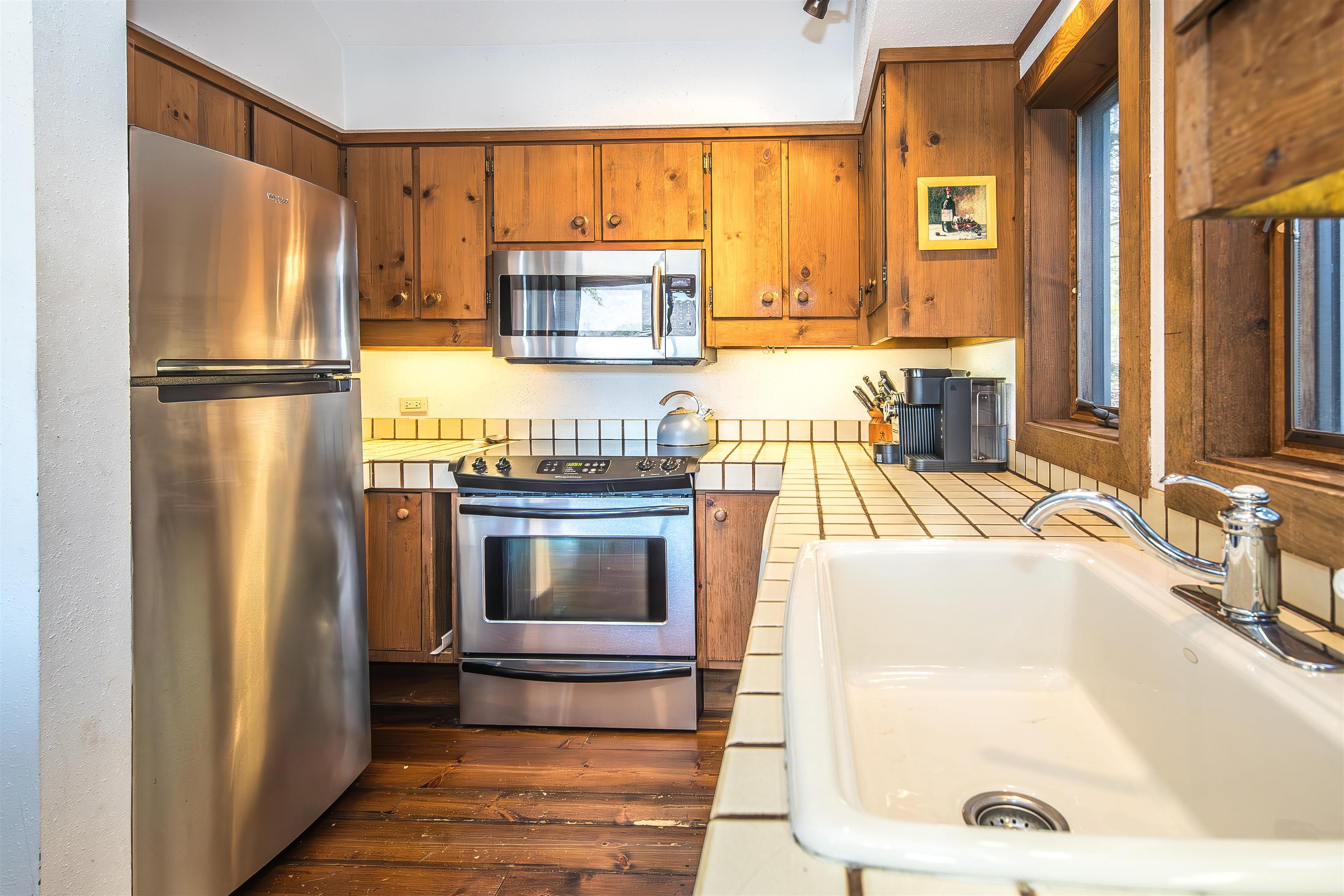 149 Hawk Pond Road Plymouth, VT 05056 - Photo 10 of 41