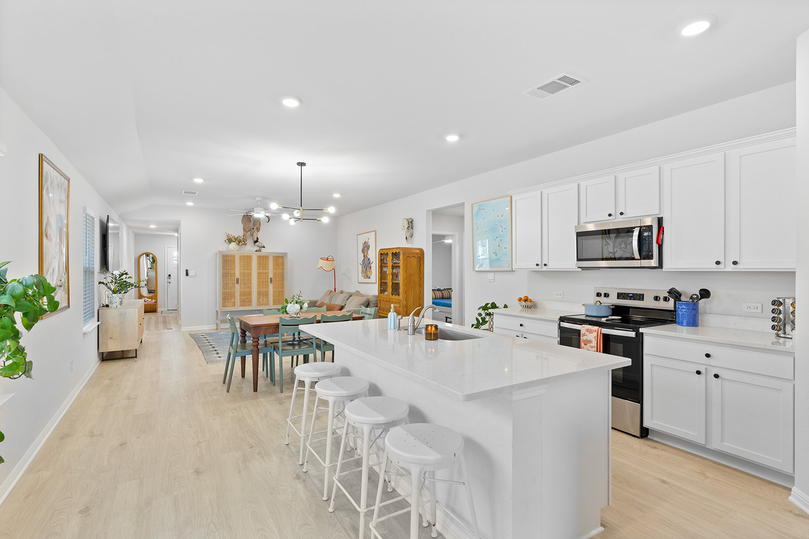 421 Lone Cedar Road Marble Falls, TX 78654 - Photo 6 of 21 Gallery Image 6