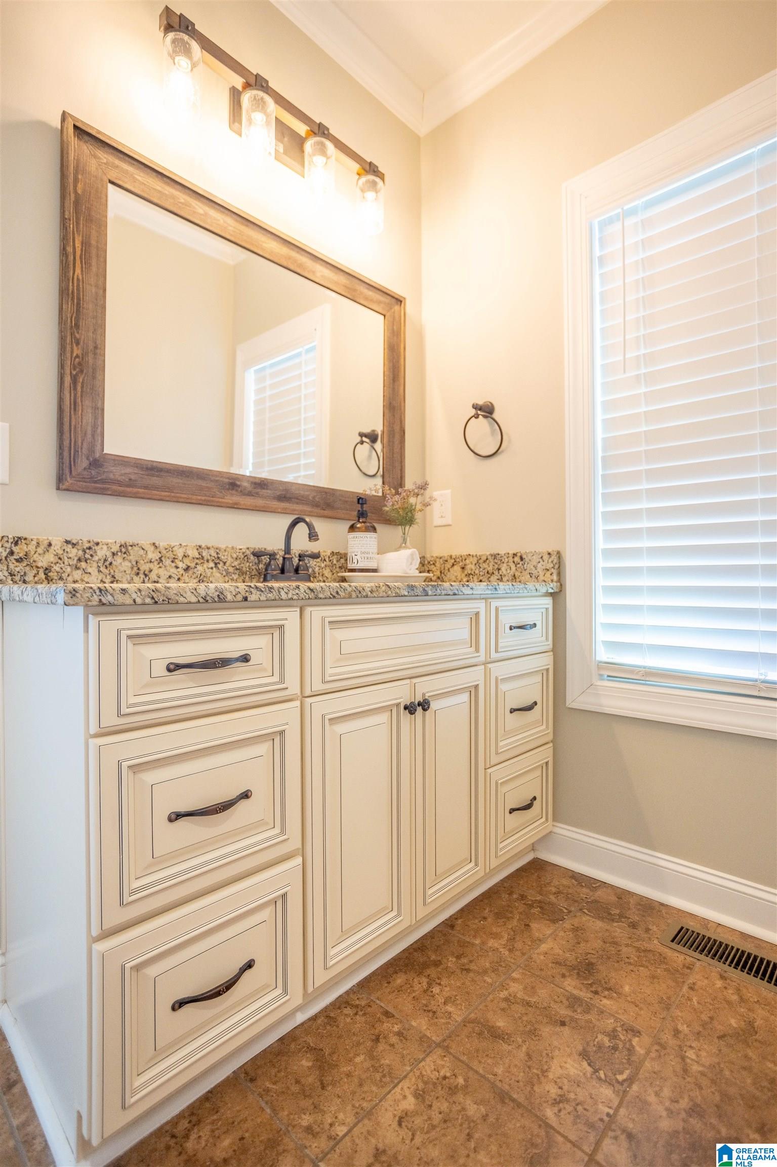 123 Freedom Way Anniston, AL 36207 - Photo 18 of 41