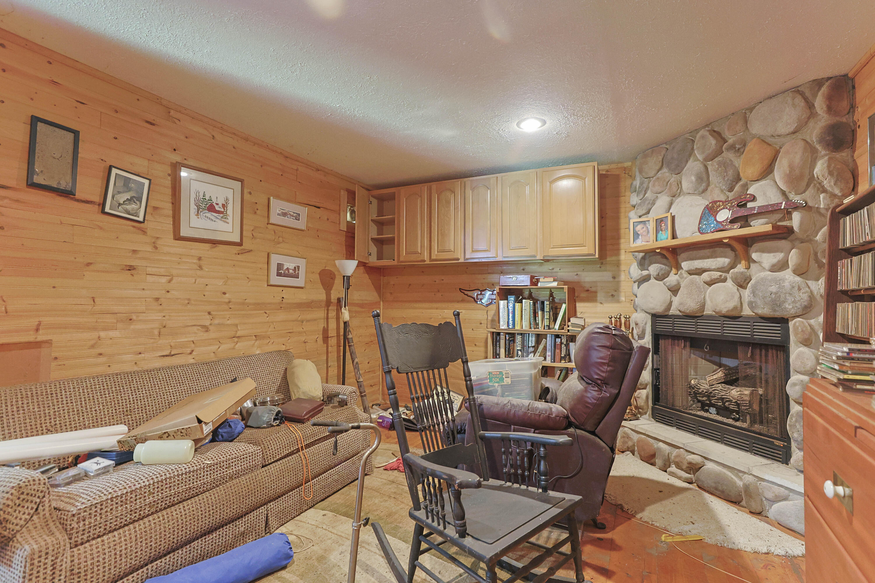 2940 Beebe Road Niles, MI 49120 - Photo 26 of 29 In Detached Garage