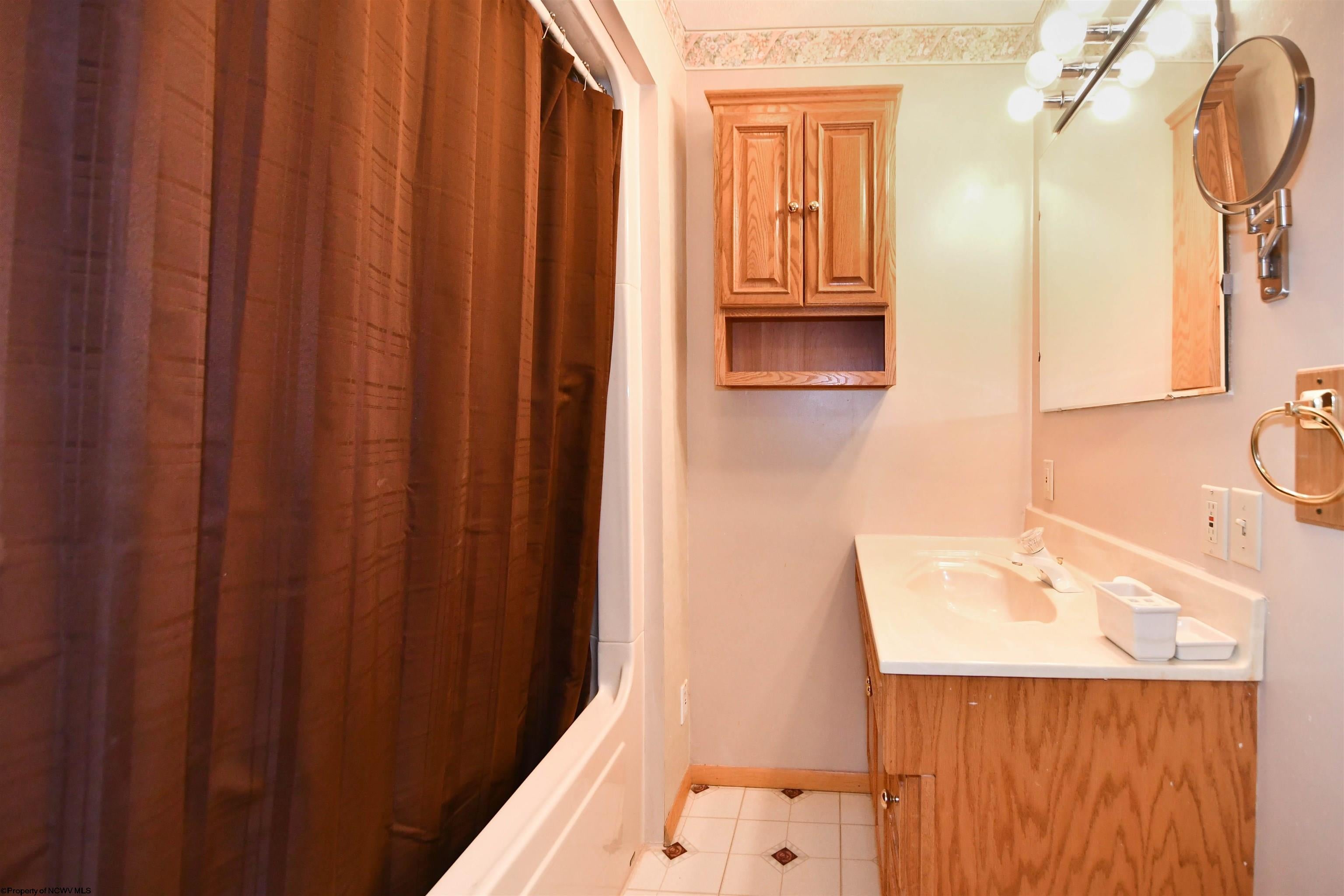 2362 Bunner Ridge Road Fairmont, WV 26554 - Photo 16 of 38 Gallery Image 16