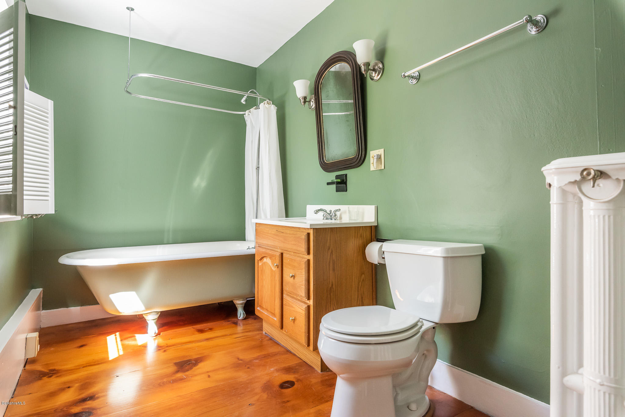 6 Stockbridge Road West Stockbridge, MA 01266 - Photo 17 of 36 Bathroom