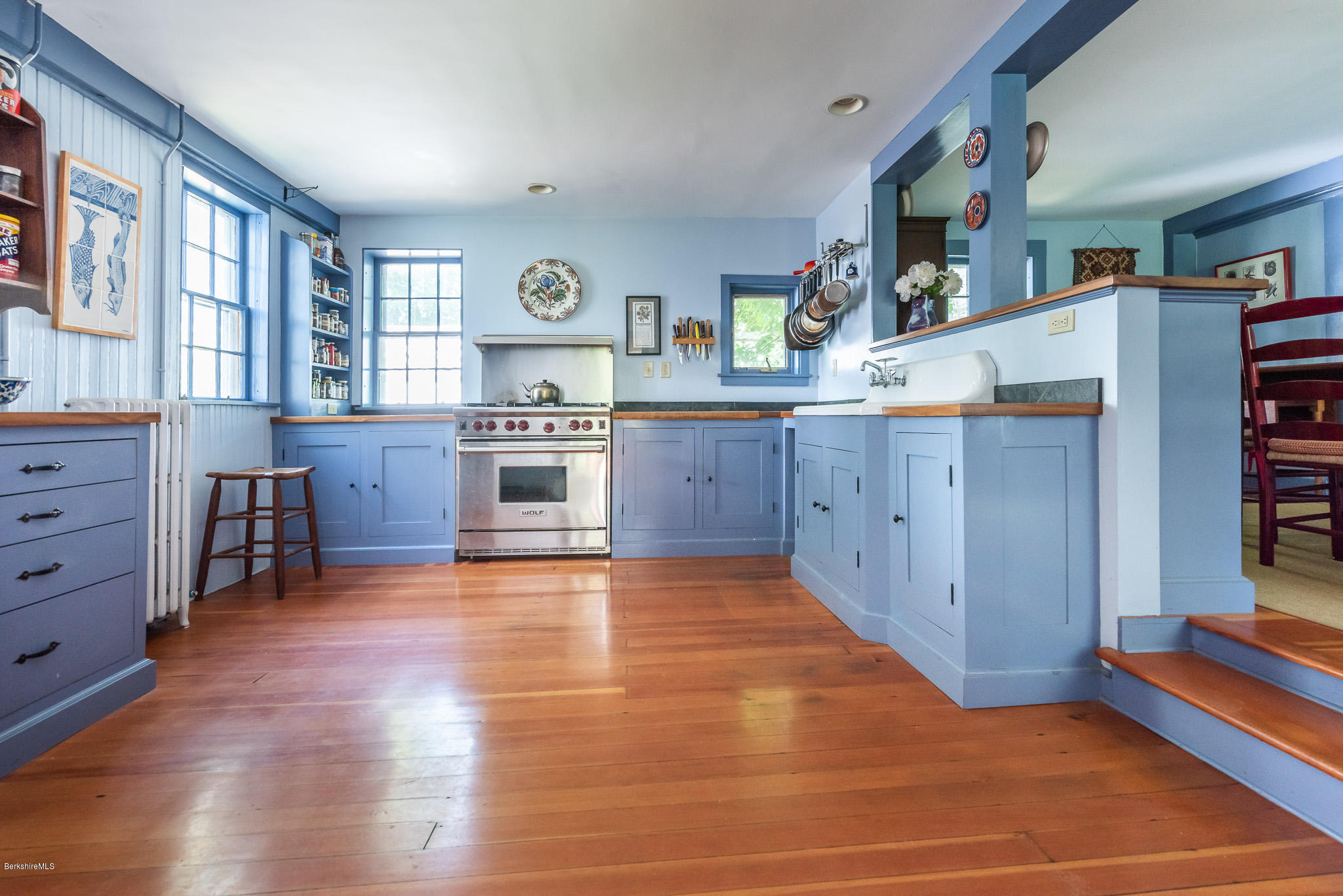 6 Stockbridge Road West Stockbridge, MA 01266 - Photo 4 of 36 Country Kitchen