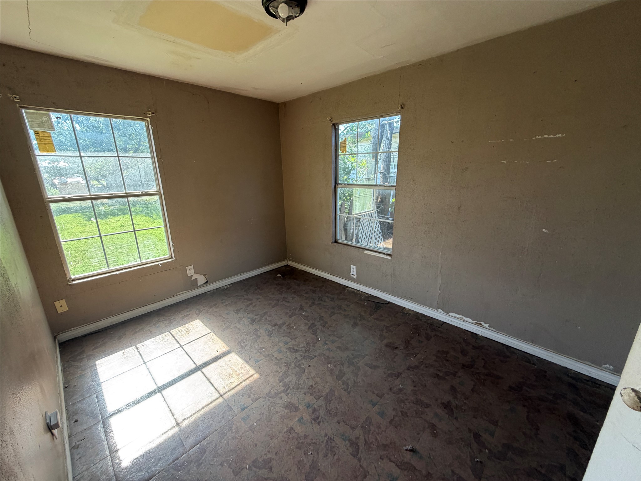 1129 South Huff Road Pampa, TX 79065 - Photo 7 of 11