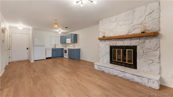 $224,900 | 5499 3 Seasons Road, Unit E12, Osage Beach, MO 65065