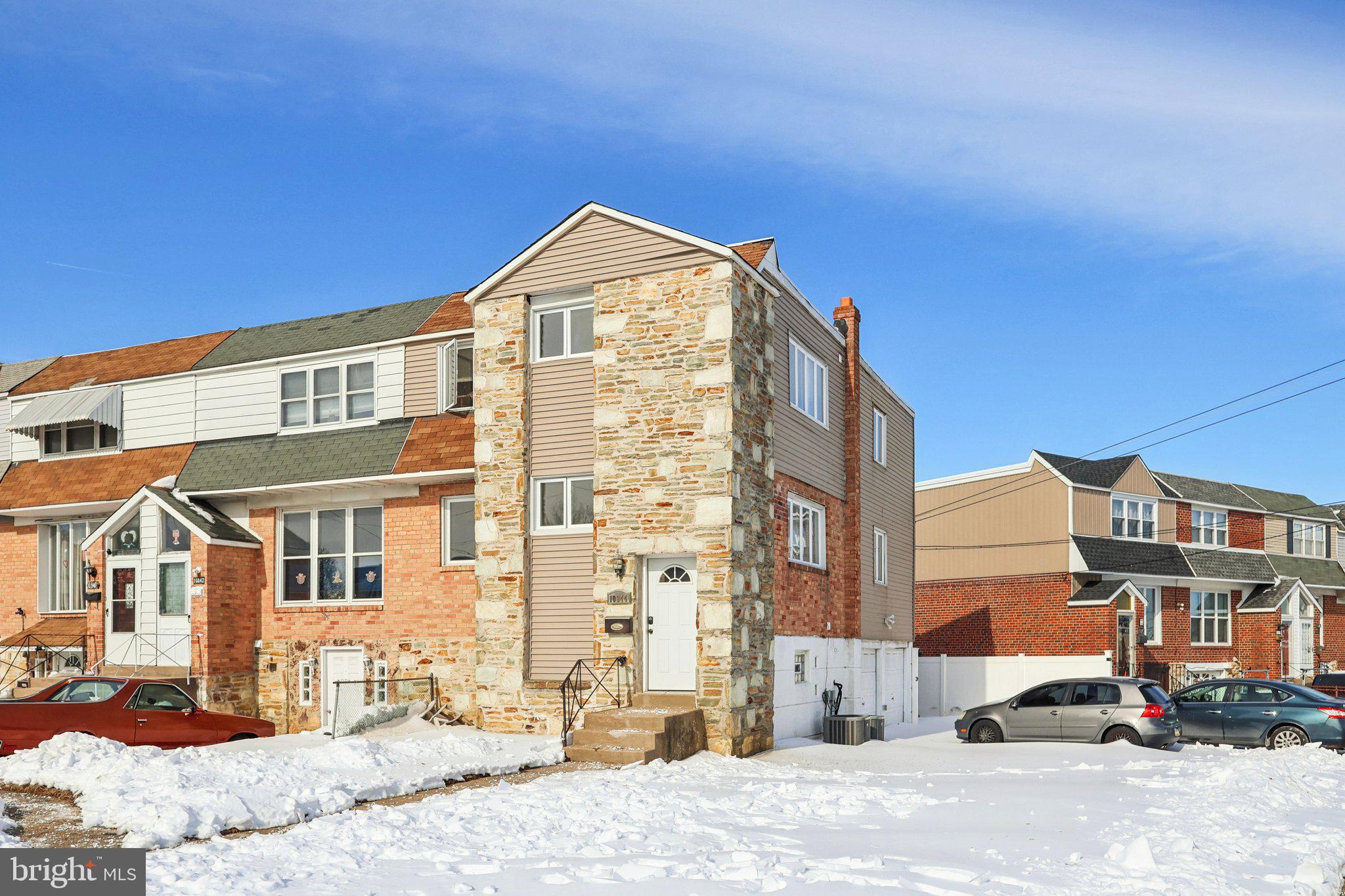 10844 Modena Terrace Philadelphia, PA 19154 - Photo 2 of 30