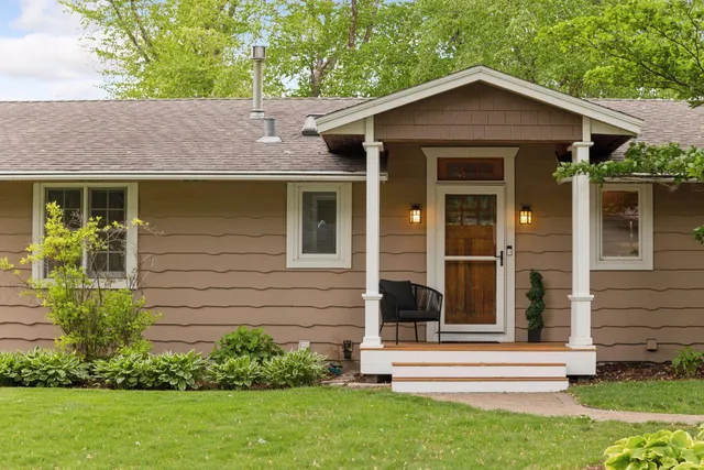 $840,000 | 1709 Baywood Lane, Mound, MN 55364