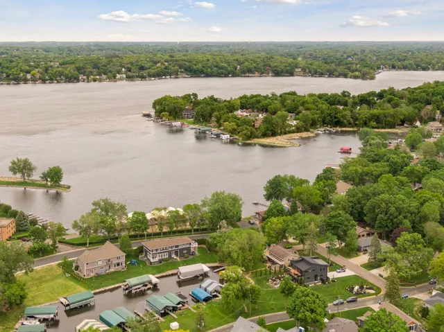 $840,000 | 1709 Baywood Lane, Mound, MN 55364