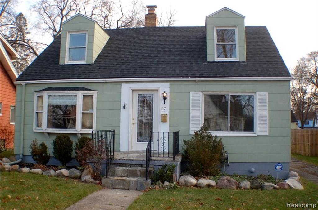 27 Chippewa Road Pontiac, MI 48341 - Photo 1 of 13