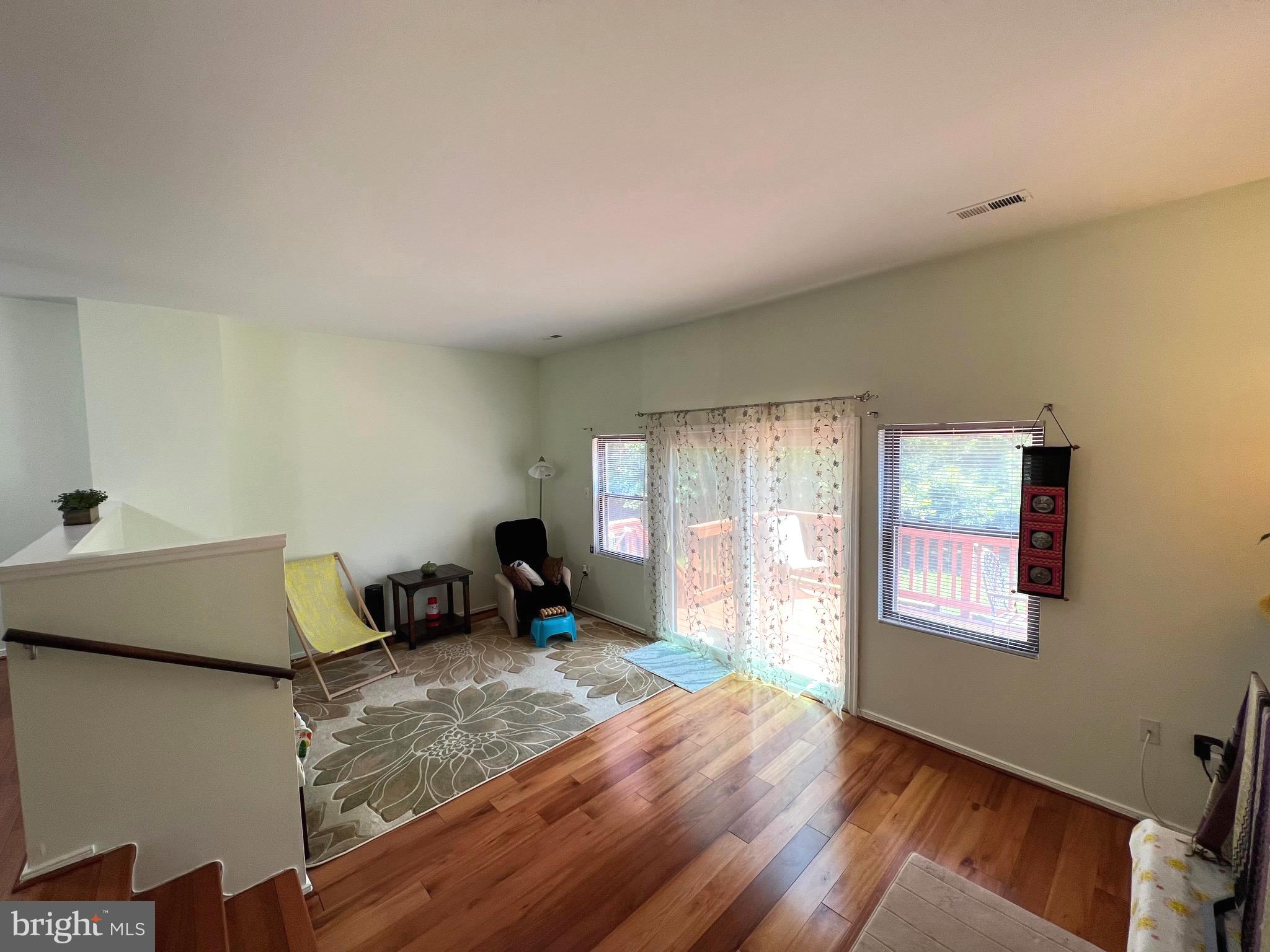 9725 Ashbourn Drive Burke, VA 22015 - Photo 17 of 31 Living room