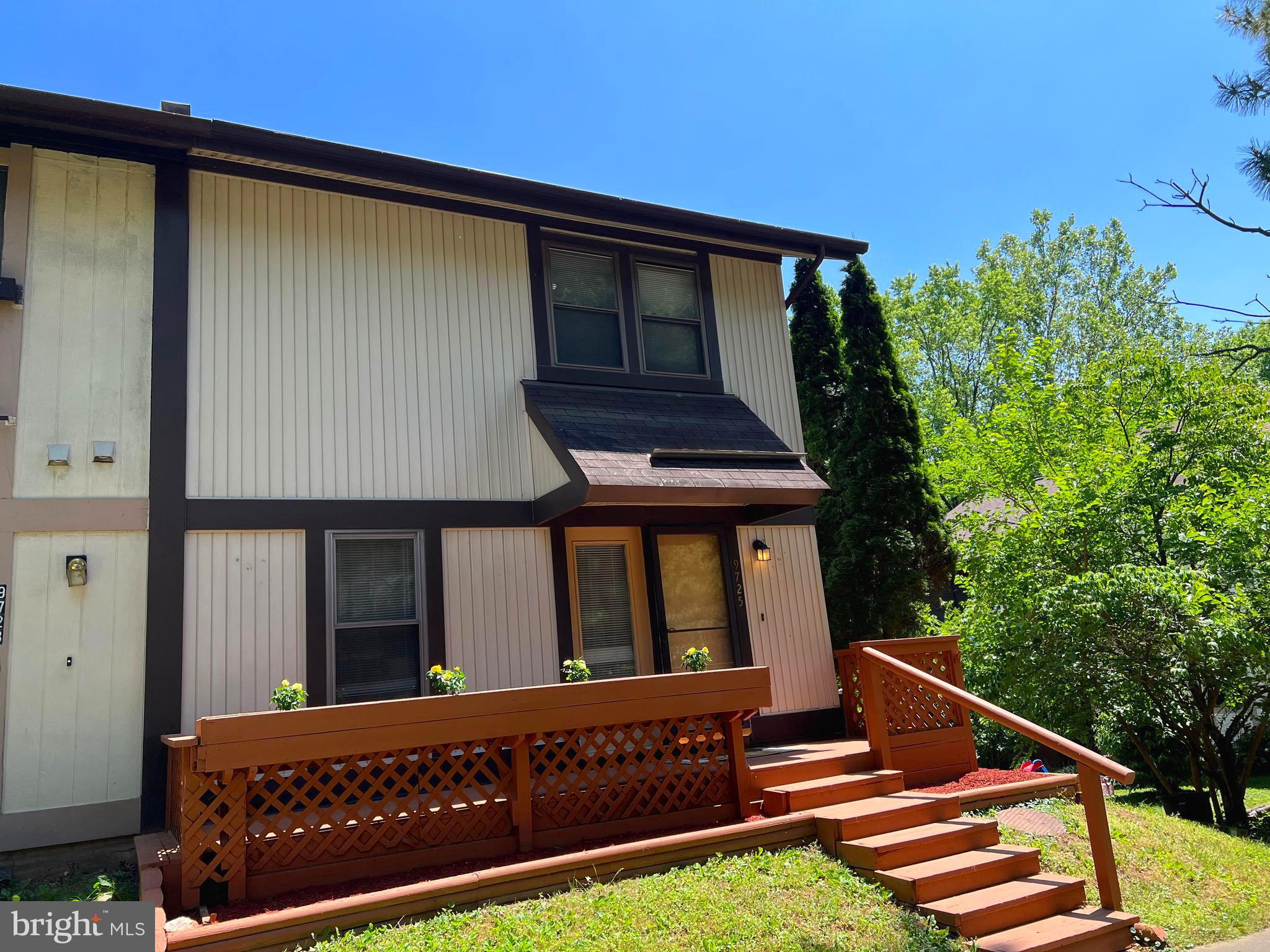 9725 Ashbourn Drive Burke, VA 22015 - Photo 2 of 31 Exterior Front