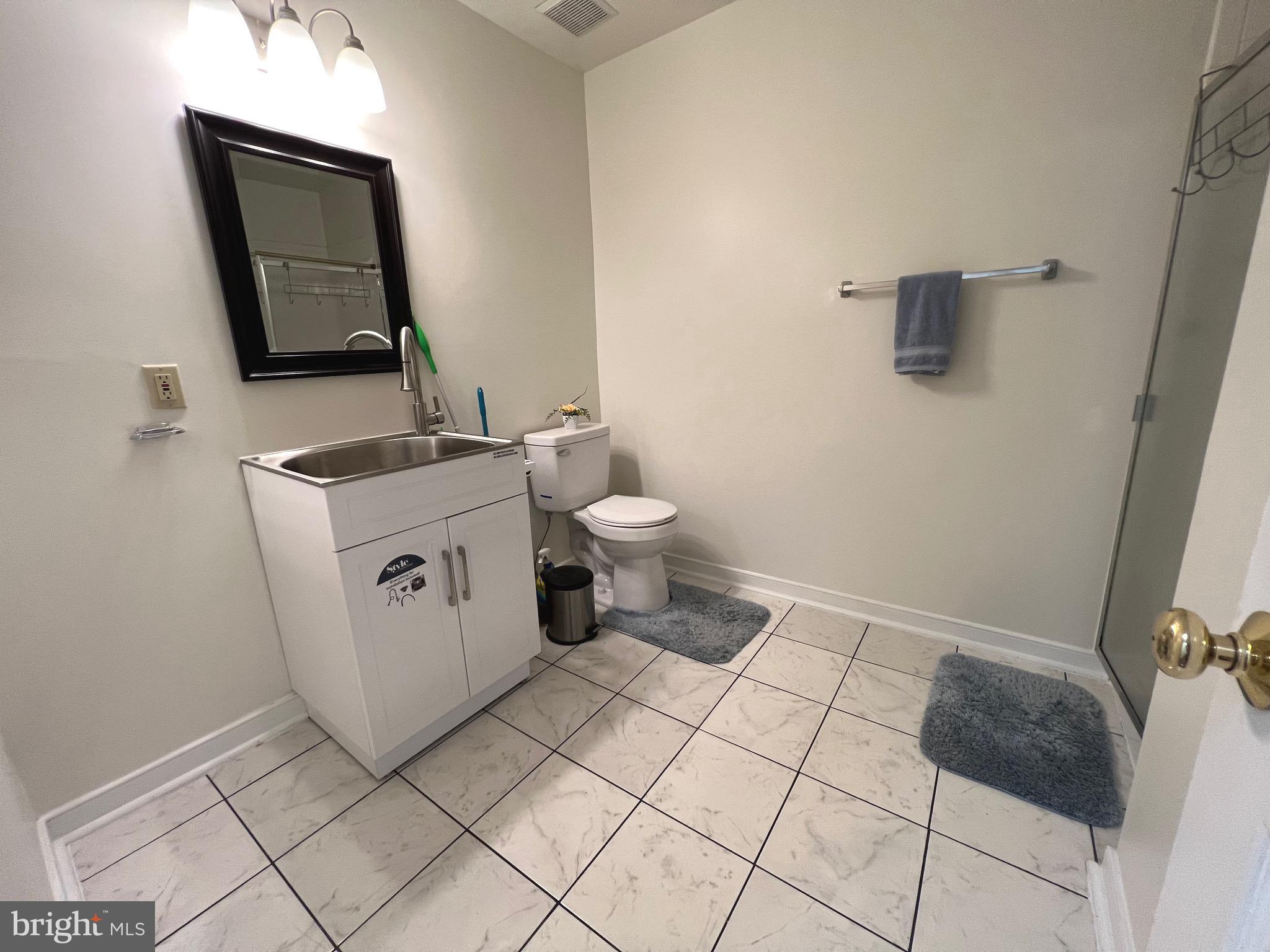 9725 Ashbourn Drive Burke, VA 22015 - Photo 30 of 31 Lower Level full bath