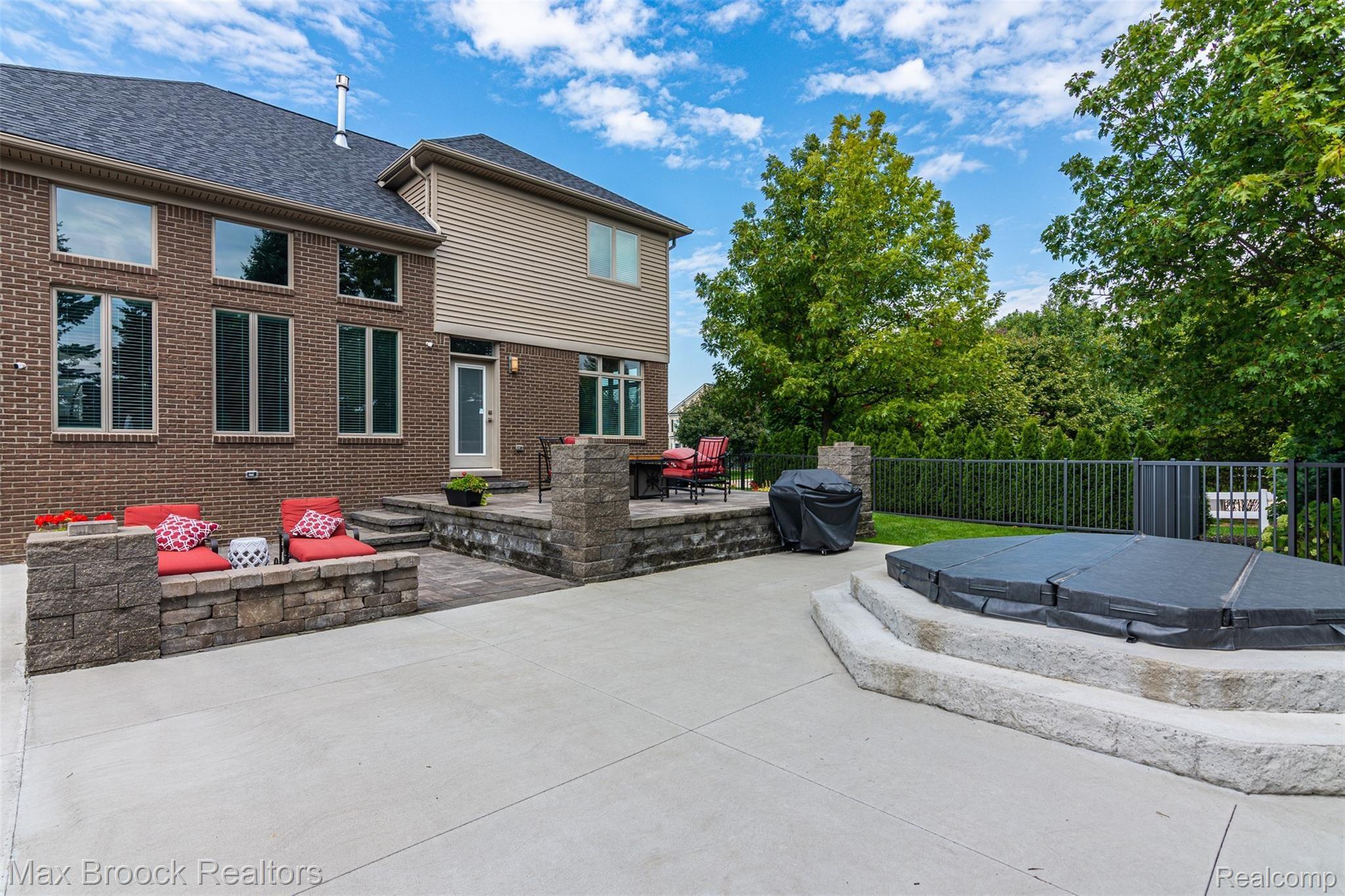 4195 Derry Court Rochester, MI 48306 - Photo 23 of 70 4195 Derry Ct-21.JPG