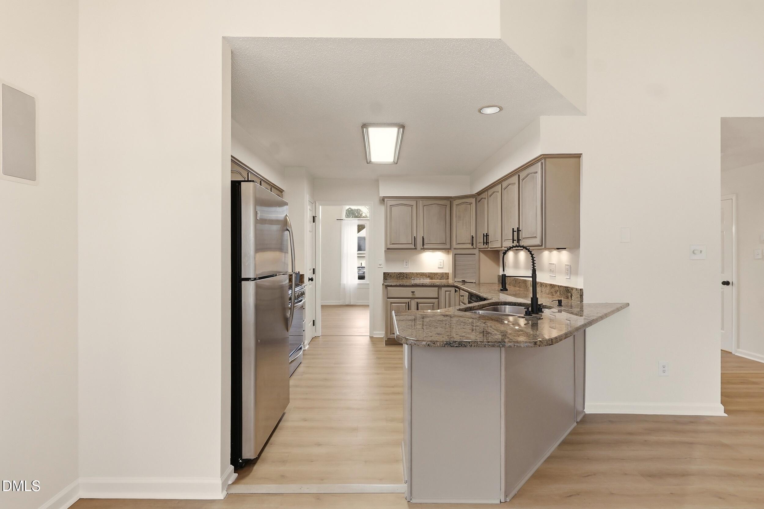 5429 Milroy Lane Raleigh, NC 27610 - Photo 12 of 47 15_photo_013