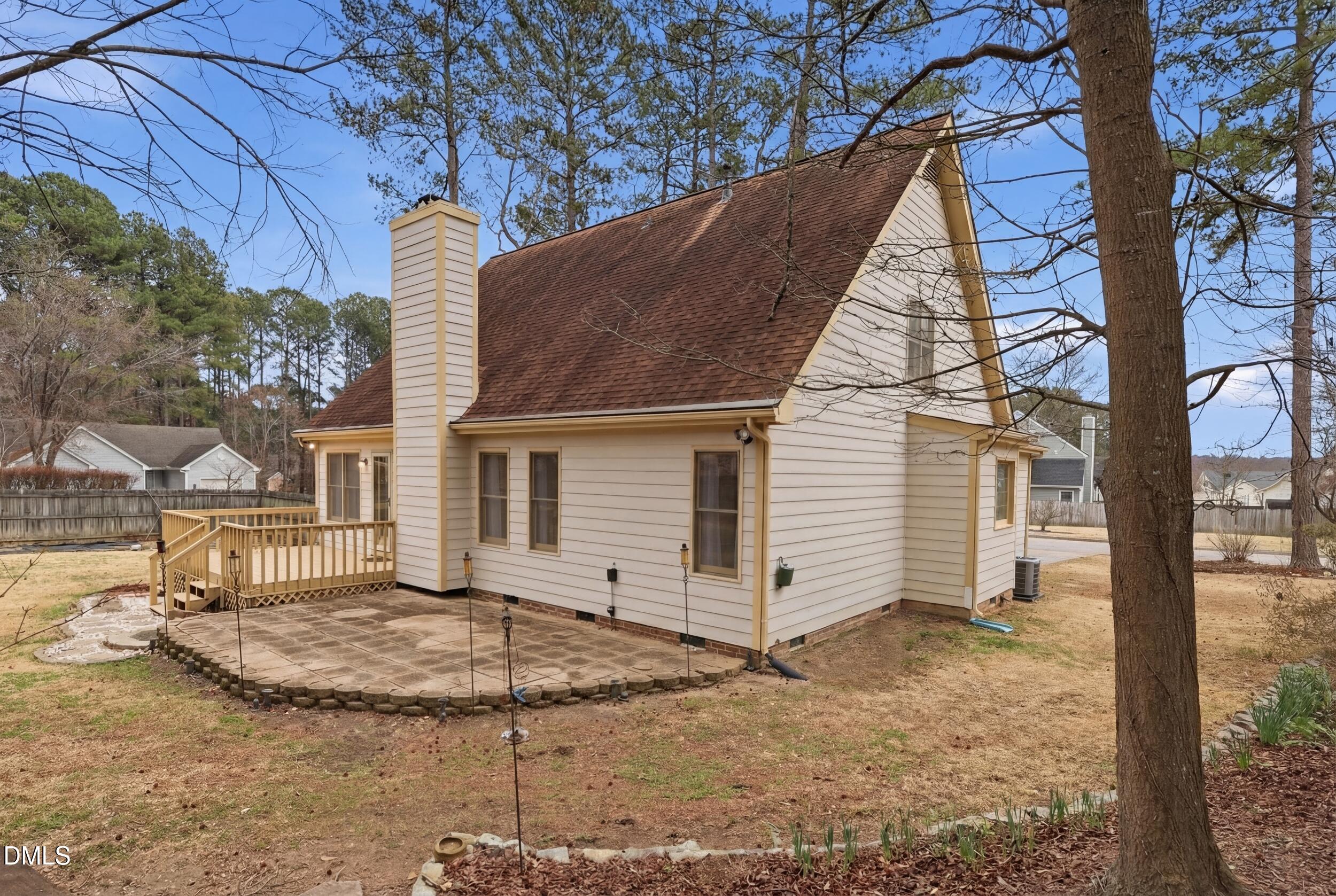 5429 Milroy Lane Raleigh, NC 27610 - Photo 37 of 47 40_photo_038