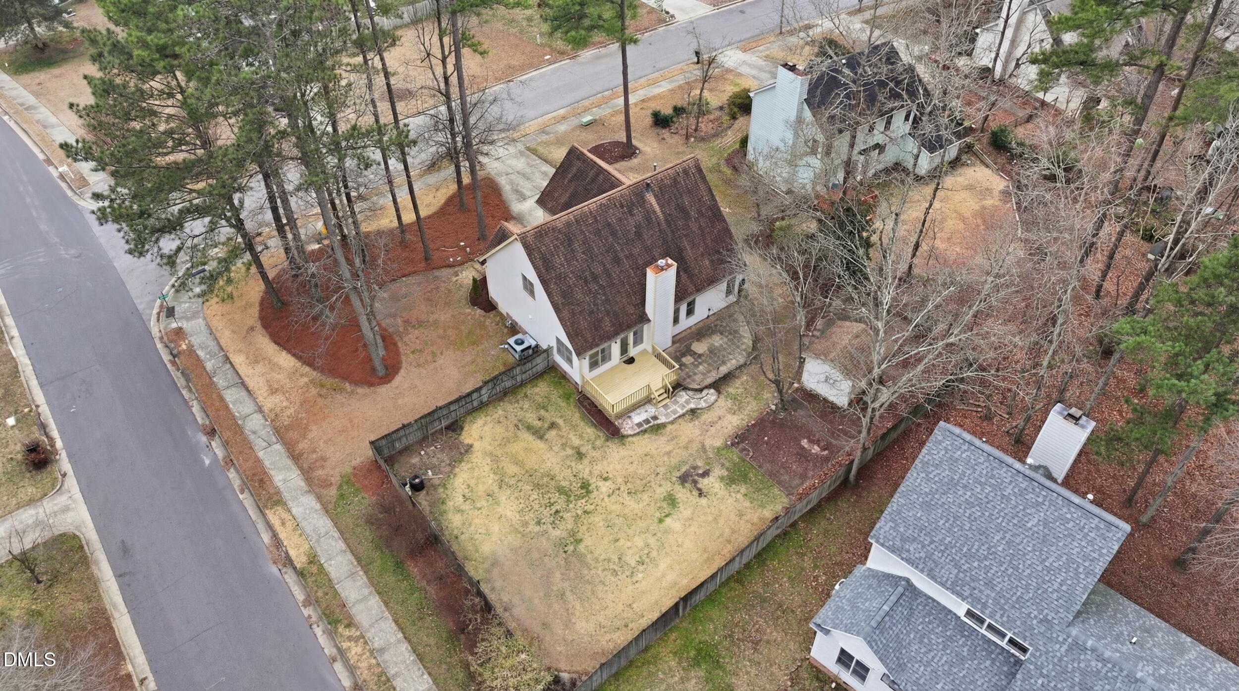 5429 Milroy Lane Raleigh, NC 27610 - Photo 40 of 47 44_photo_042