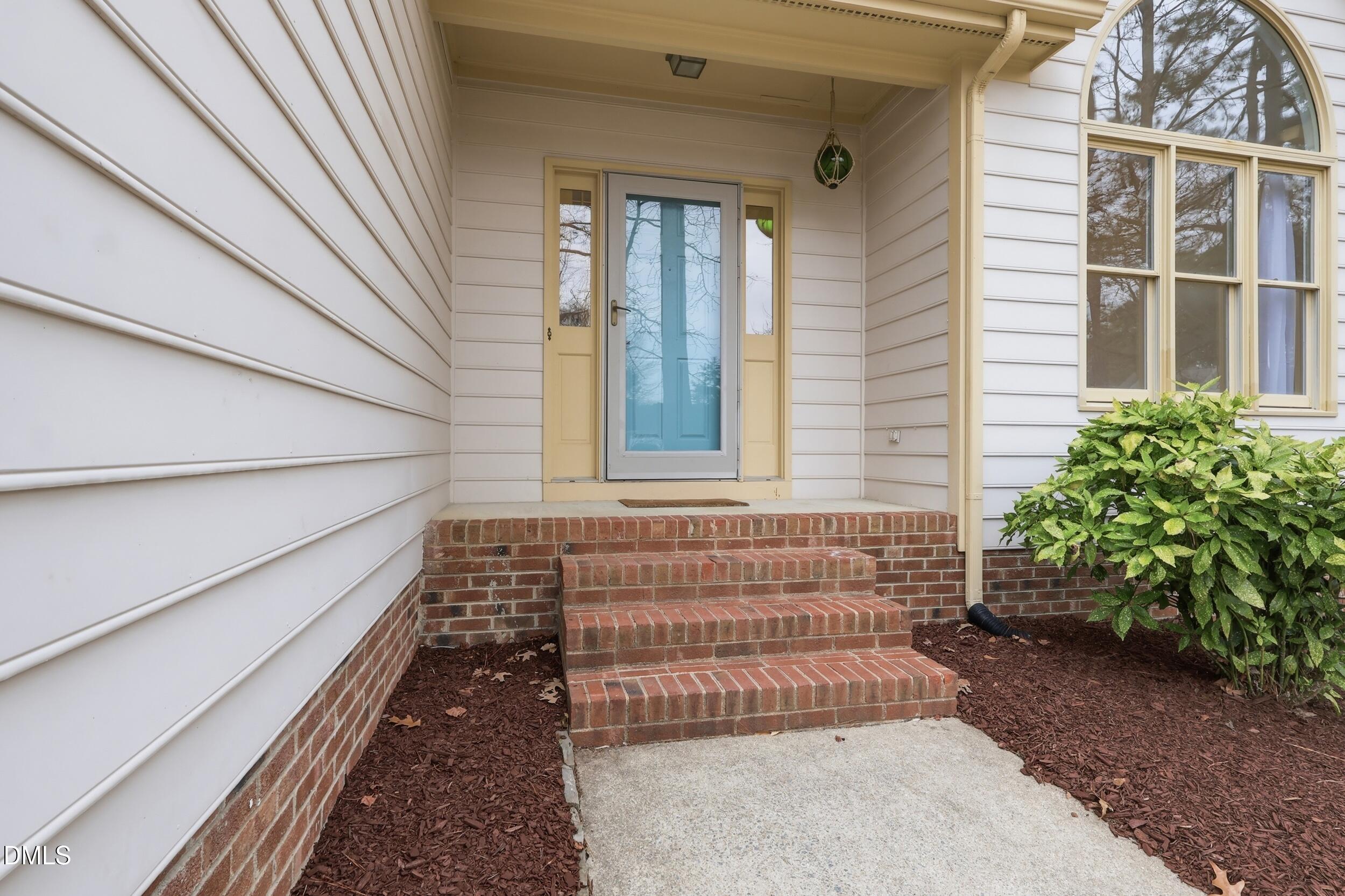 5429 Milroy Lane Raleigh, NC 27610 - Photo 3 of 47 5_photo_003