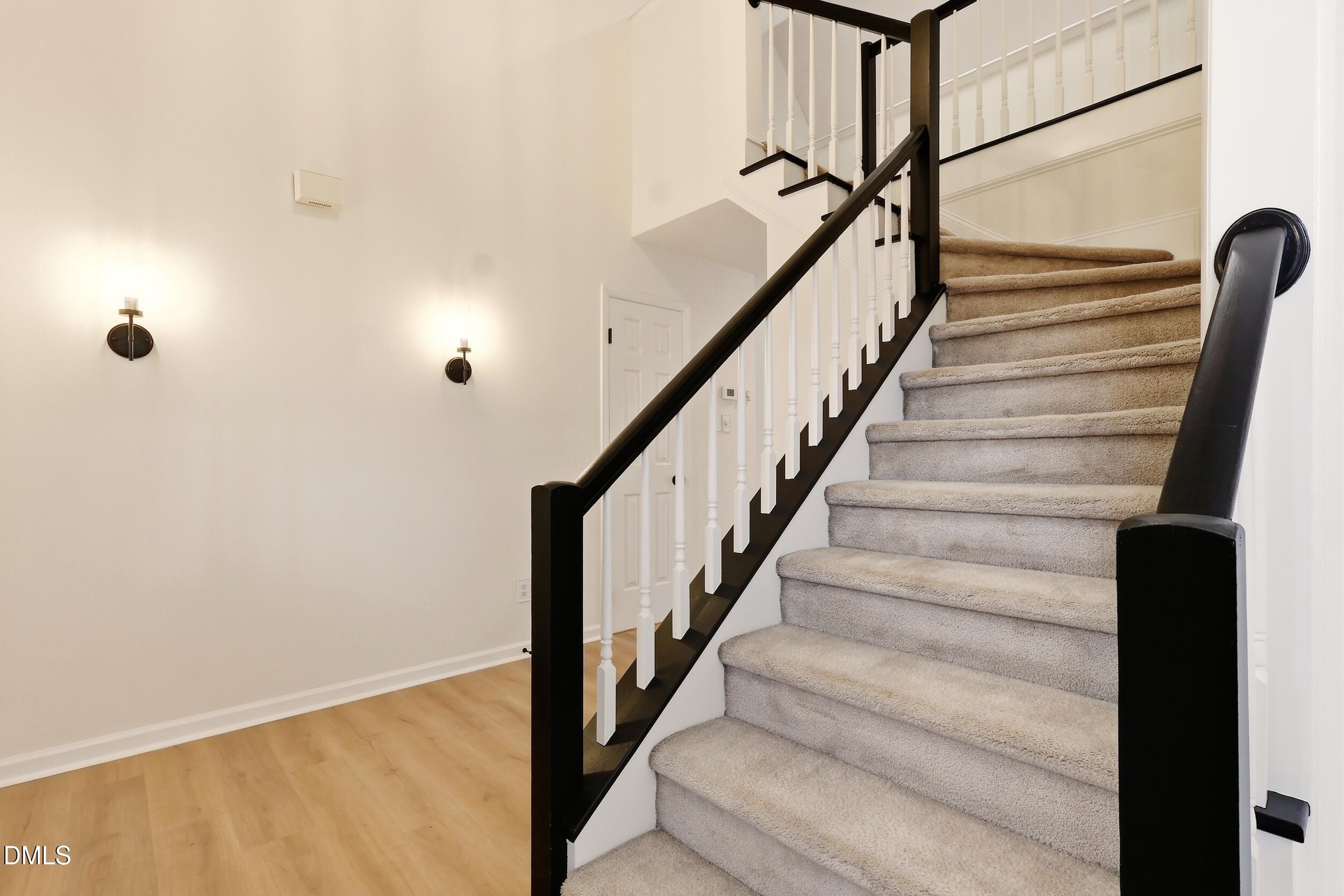 5429 Milroy Lane Raleigh, NC 27610 - Photo 4 of 47 7_photo_005