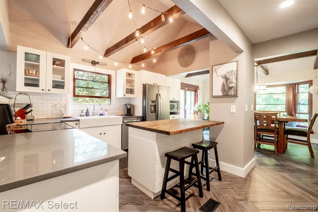 2250 North McKinley Road Flushing, MI 48433 - Photo 9 of 51