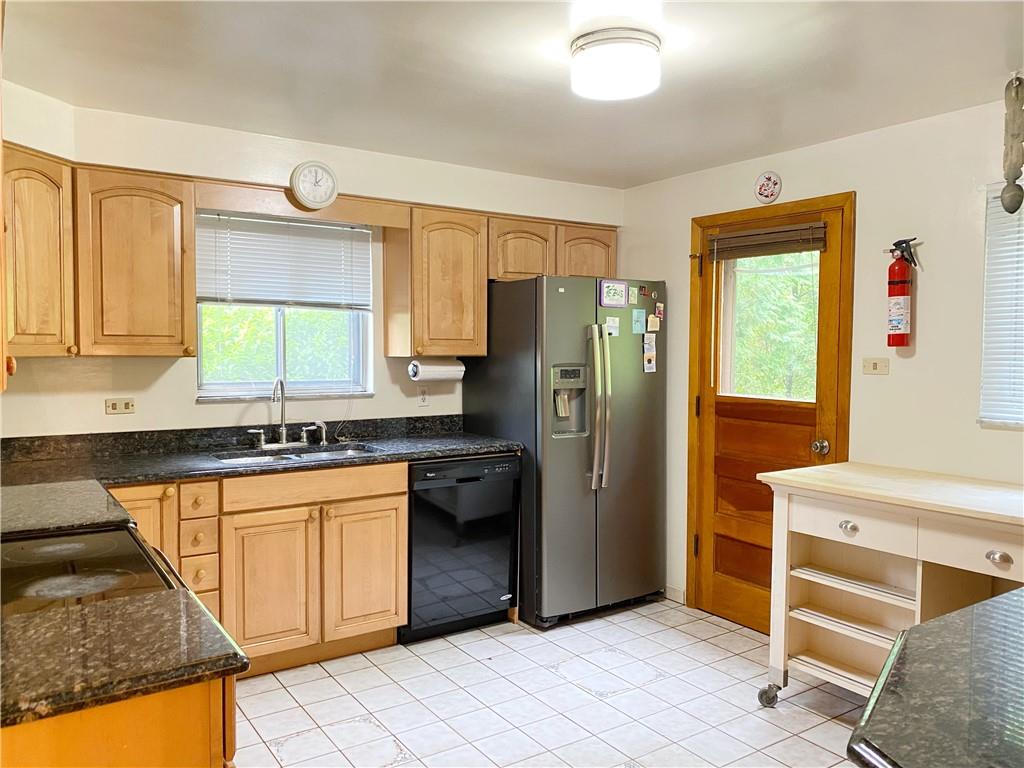118 Washington Road Pittsburgh, PA 15221 - Photo 7 of 23 Gallery Image 7
